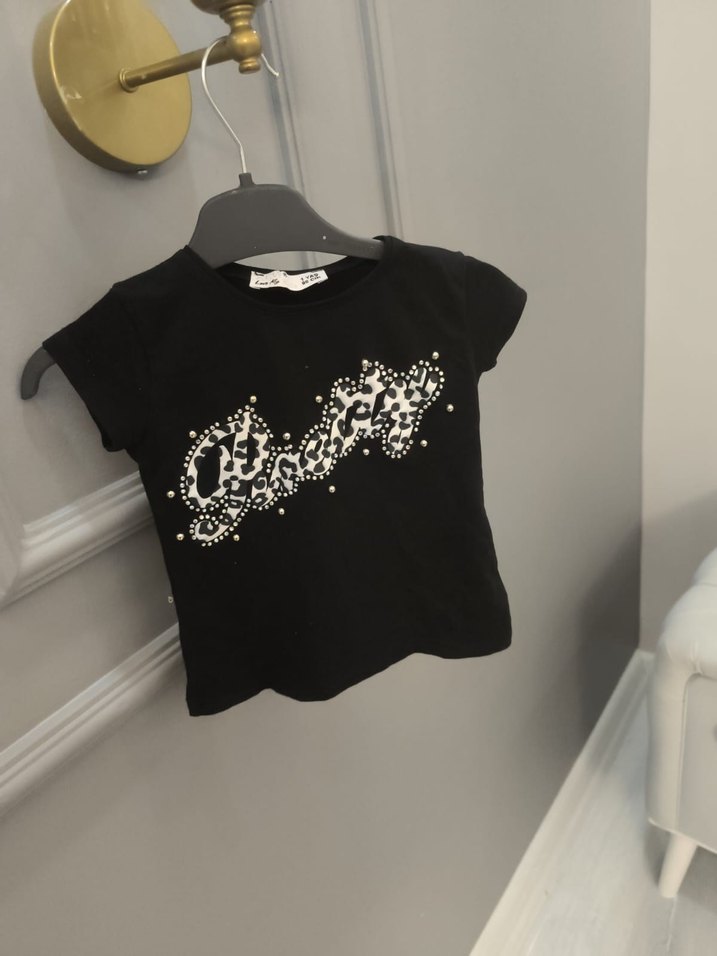 Kız Çocuk Siyah Payetli Tişört - Görsel 3