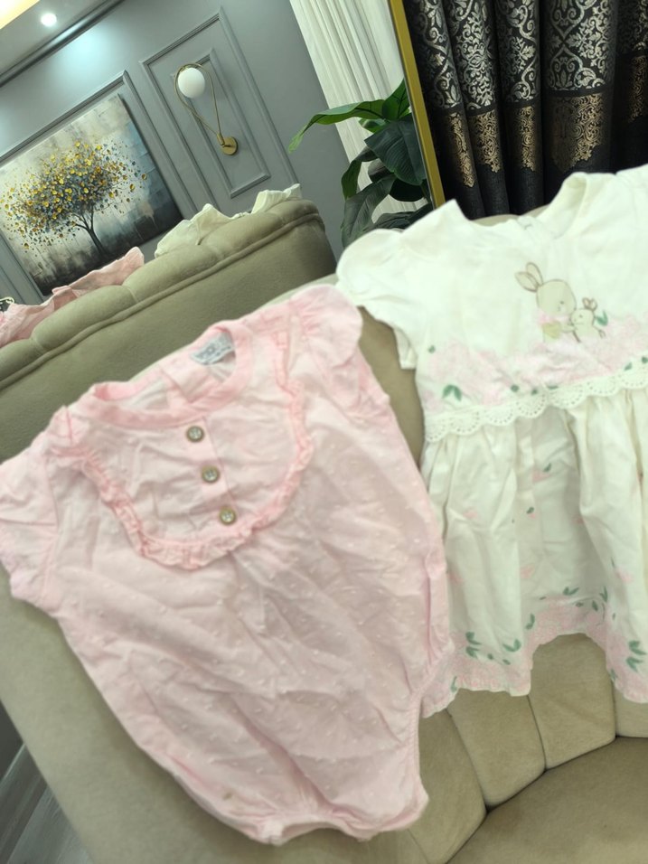 Düğmeli Pembe Nakışlı Bebek Kız Tulumu - Görsel 3