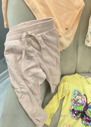 Renkli Kelebek Nakışlı Bebek Kız Takımı 5 parça sorunsuzlar - Görsel 4