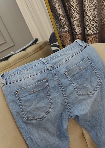 Gri Tokalı Mavi Midi Boy Kadın Denim Pantolon - Görsel 4