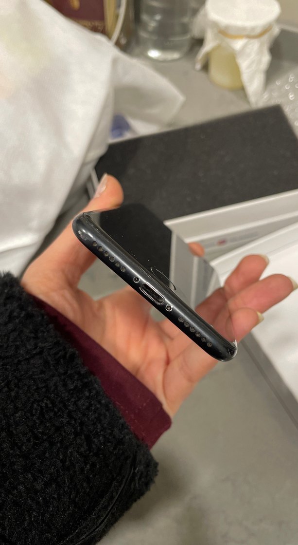 Siyah iphone 7 - Görsel 3