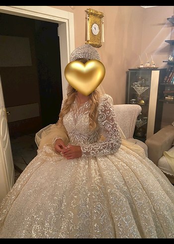 Diğer Uzun Kollu Yüksek Yakalı Prenses Gelinlik