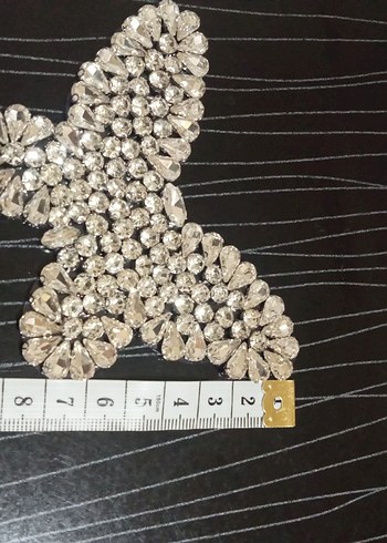 Işıl Işıl Kelebek Figürlü Kadın Broş - Görsel 3