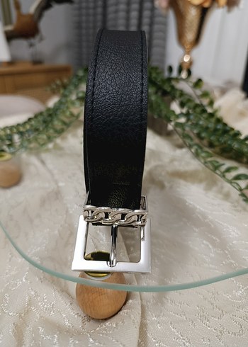 5 farklı renk Deri Zincir Detaylı Kadın Kemer - Görsel 4