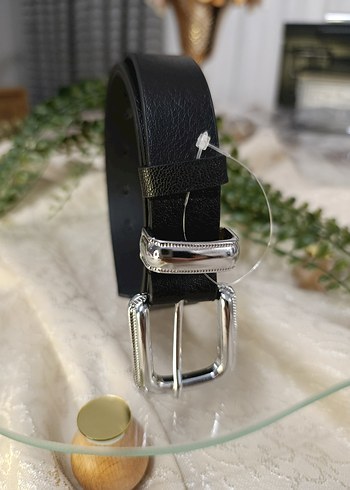 7 farklı renk Parlak Deri Kadın Kemer - Görsel 2