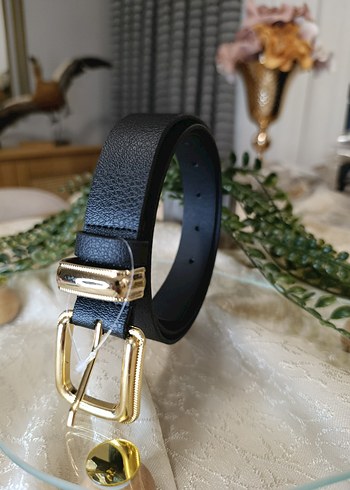 7 farklı renk Parlak Deri Kadın Kemer - Görsel 3