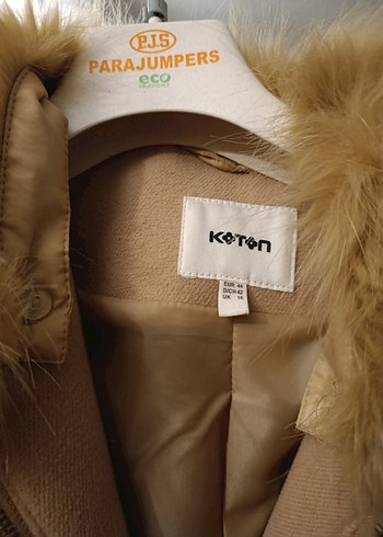 Kürklü Yaka Detaylı Bej Kaban - Görsel 2