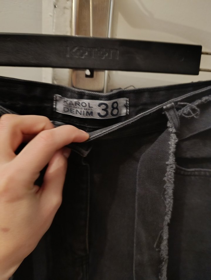 Siyah Nakışlı Kemerli Midi Kot Etek - Görsel 3