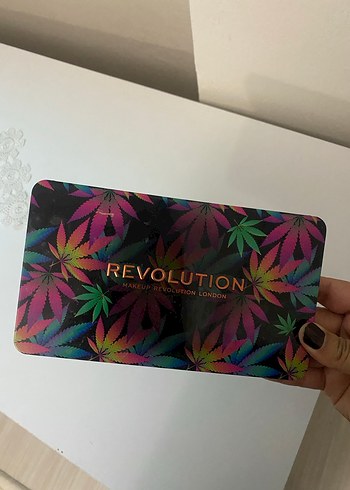 Revolution Sorunsuz