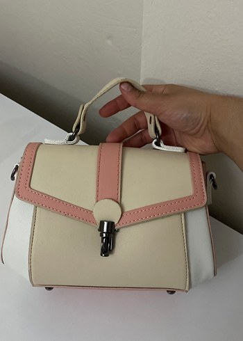 Pembe Deri Tokalı Modern Klasik Kadın Çanta