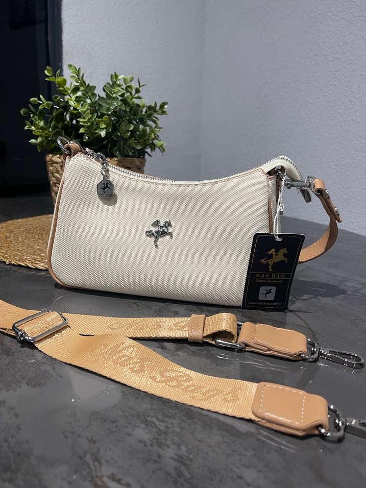 Beyaz Deri Yılan Desenli Modern Klasik Çanta - Görsel 3