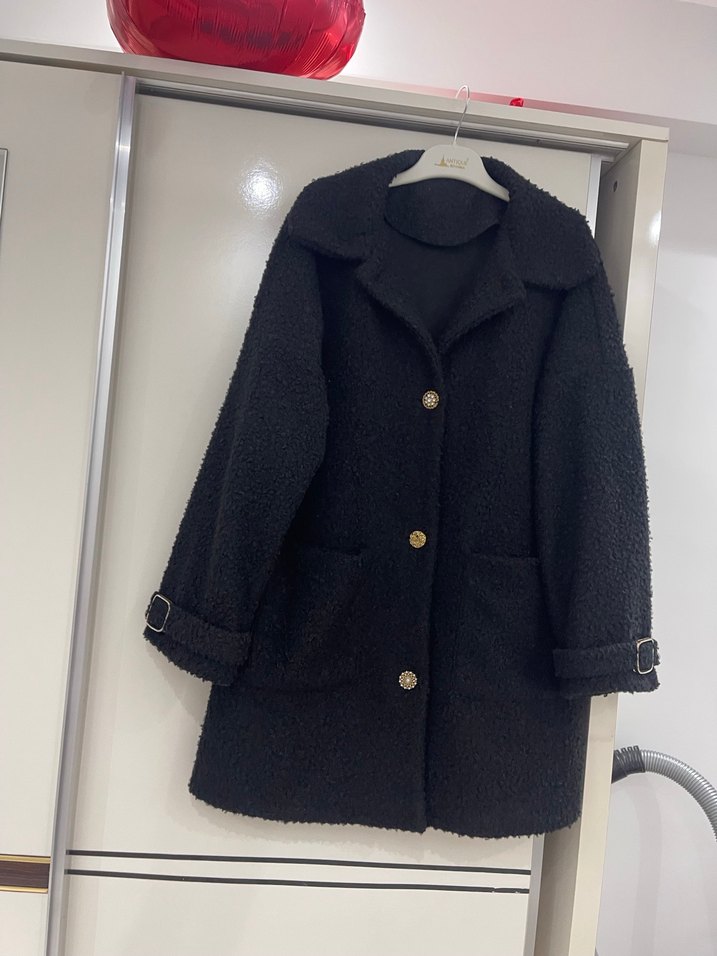 Düğmeli Siyah Midi Kadın Ceket - Görsel 3