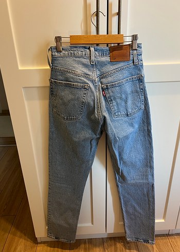 34 Beden mavi Renk Levis kadın jean
