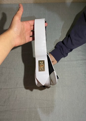 Diğer Tokalı Beyaz Deri çanta