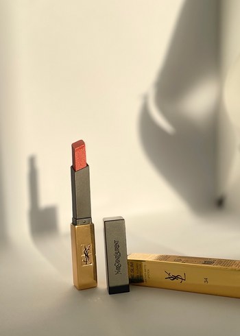 YSL Parlak Altın Ruj
