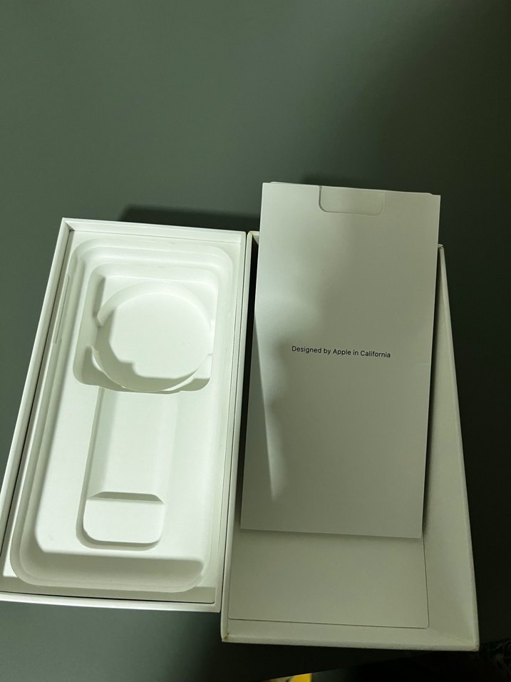 Sarı iPhone kutusu XR - Görsel 4