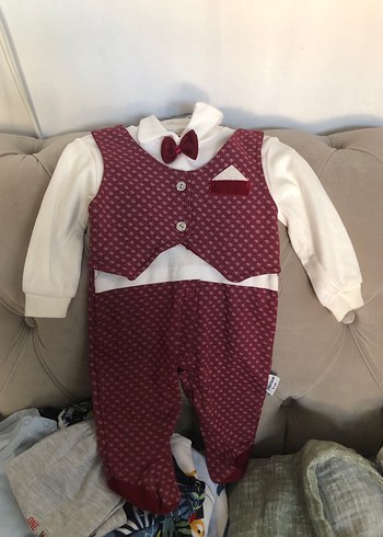Erkek bebek tulum şeklinde bordo takım