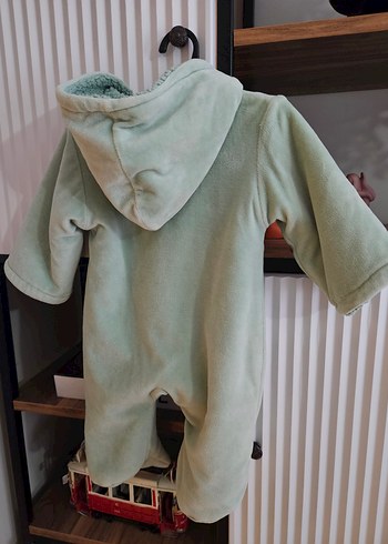 6 Ay Beden Soft Yeşil Kürklü Bebek Tulum