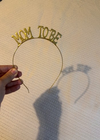 Altın Renkli 'Mom To Be' Taç Saç Aksesuarı - Görsel 3
