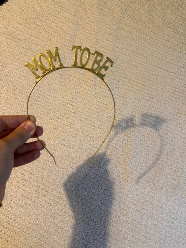 Altın Renkli 'Mom To Be' Taç Saç Aksesuarı - Görsel 3