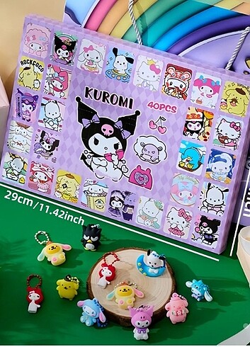Sanrio 40lı süpriz anahtarlık charm kutusu