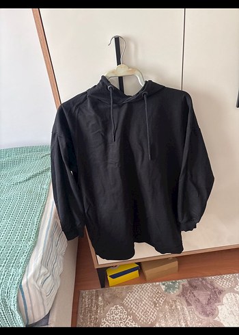 Siyah Yüksek Yaka Kadın Sweatshirt