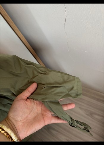 Zara Kadın Haki Keten Düğmeli Gömlek