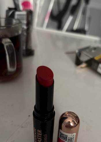 Flormar Koyu Kırmızı Ruj Color Master