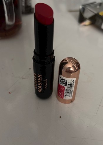  Beden Koyu Kırmızı Ruj Color Master