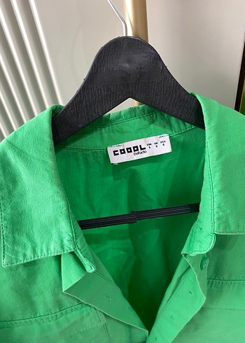 Düğmeli Yeşil Kısa  Kadın Gömlek - Görsel 2