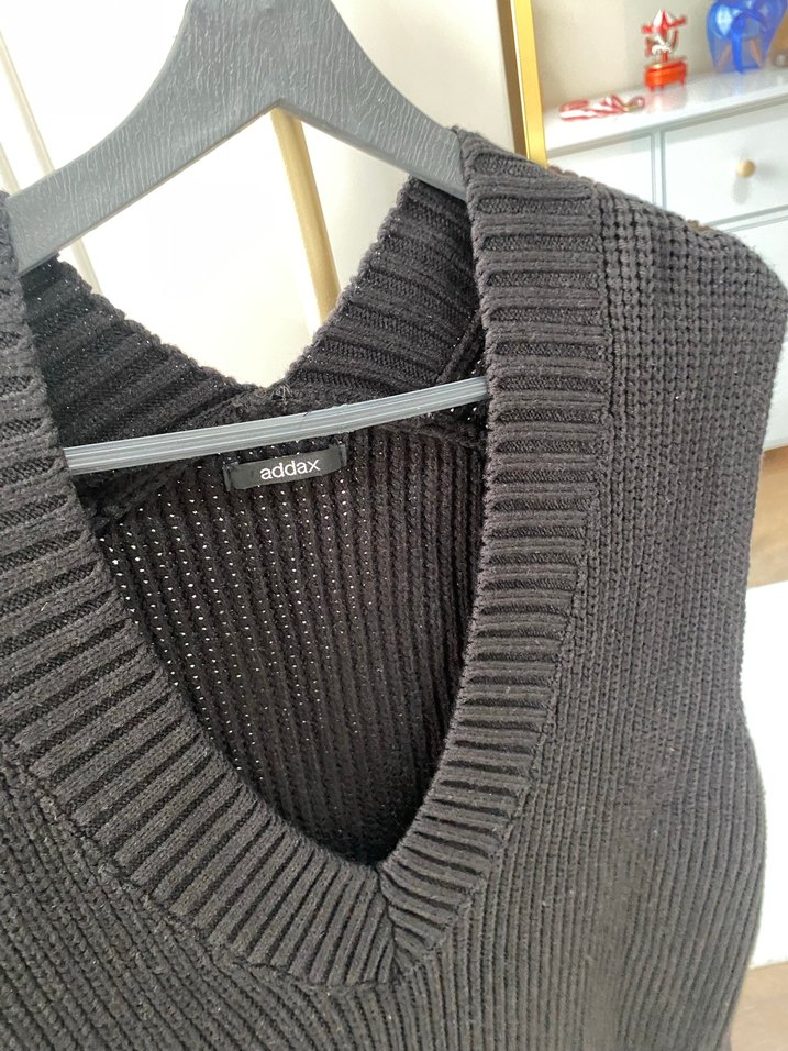 Siyah V Yaka Örgü Kadın Süveter - Görsel 2