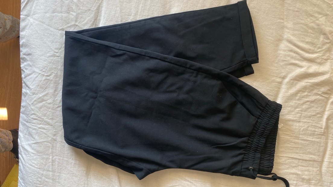 Kadın Siyah Midi Kumaş Pantolon - Görsel 2