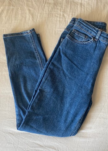 Parlak Mavi Normal Boy Bol Kesim Kadın Kot Pantolon - Görsel 3