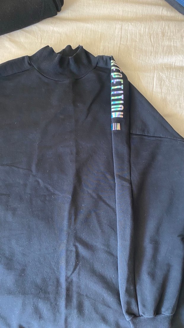 Siyah Yüksek Yakalı Kadın Sweatshirt - Görsel 2