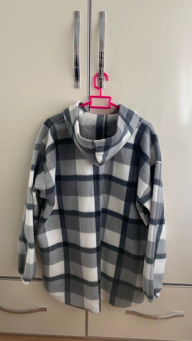 Gri Ekose Kapüşonlu Kadın Gömlek - Görsel 3