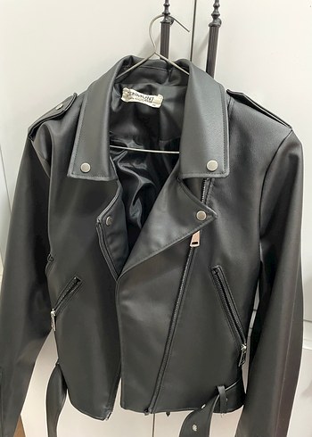 Kadın Siyah Deri Biker Ceket