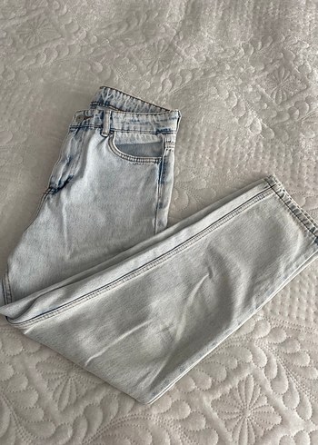 Gri Rahat Kesim Kadın Denim Pantolon