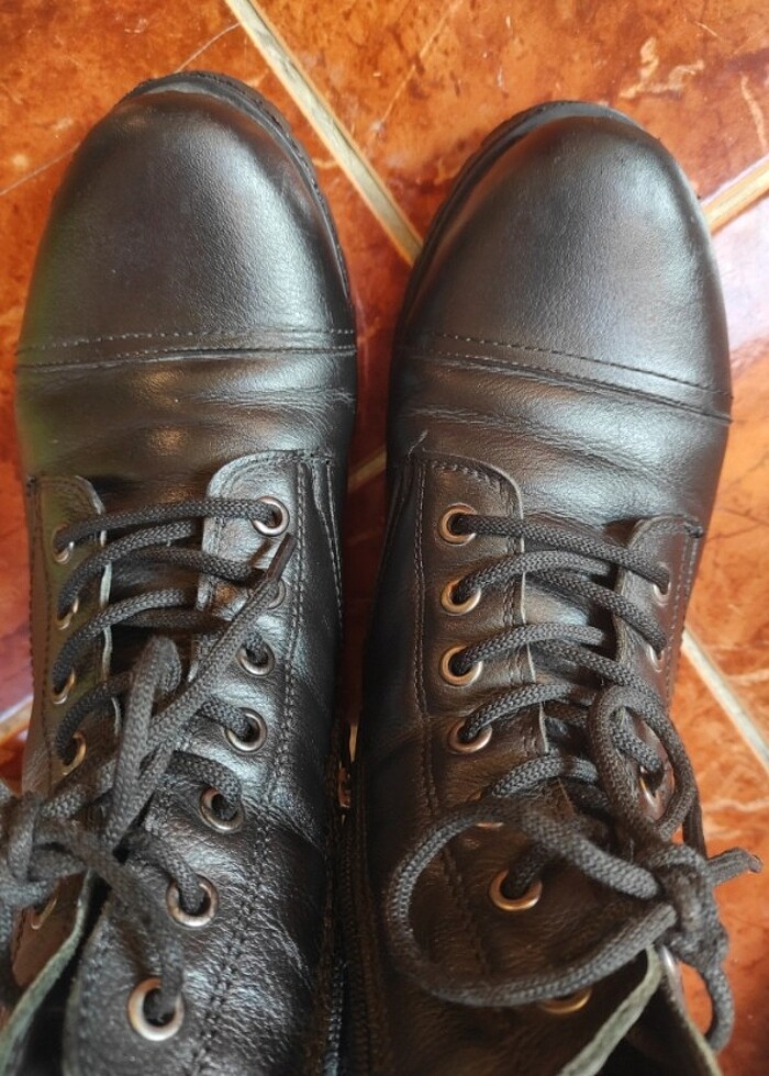 Bayan bot - Görsel 2