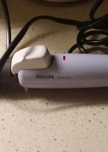 Philips Beyaz Saç Düzleştirici
