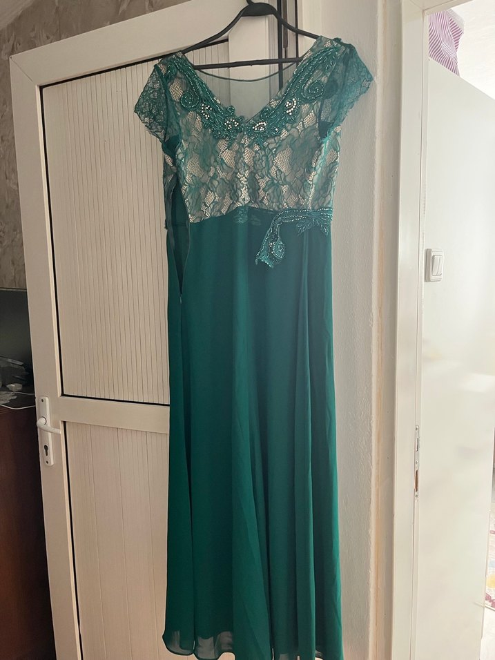 Klasik Zarif Dantel Detaylı Uzun Yeşil Elbise - Görsel 3