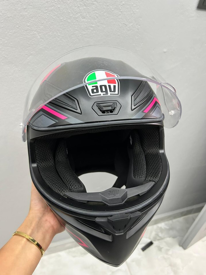 AGV k1 Motosiklet Kaskı - Görsel 2