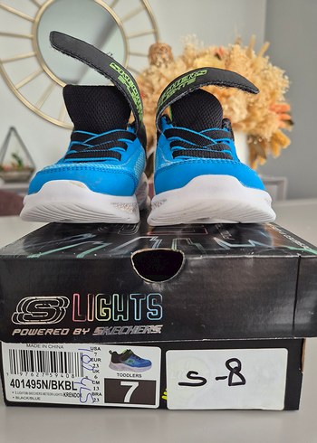 Skechers Skechers meteors Light modeli 23 numara erkek çocuk ayakkabısı,