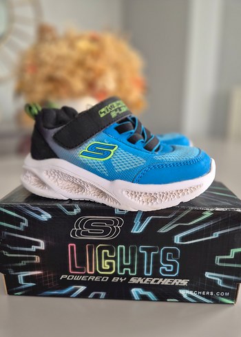 23 Beden mavi Renk Skechers meteors Light modeli 23 numara erkek çocuk ayakkabısı,