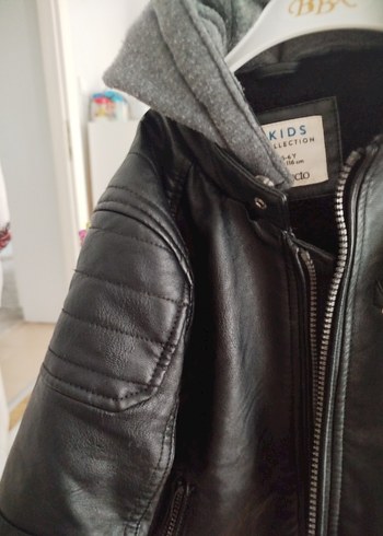 6 Yaş Beden siyah Renk Siyah Deri Erkek Çocuk Biker Mont