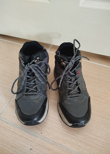 Gri Bağcıklı Erkek Spor Botları - Görsel 3