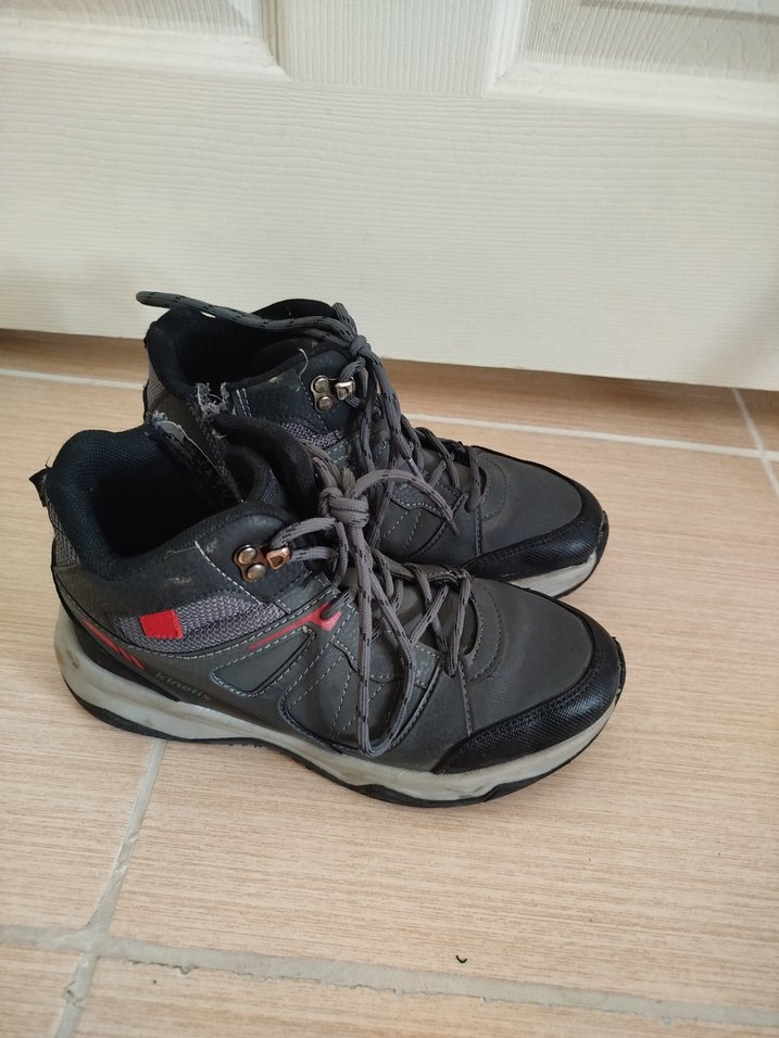 Gri Bağcıklı Erkek Spor Botları - Görsel 2