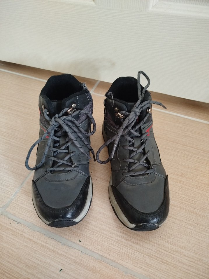 Gri Bağcıklı Erkek Spor Botları - Görsel 3