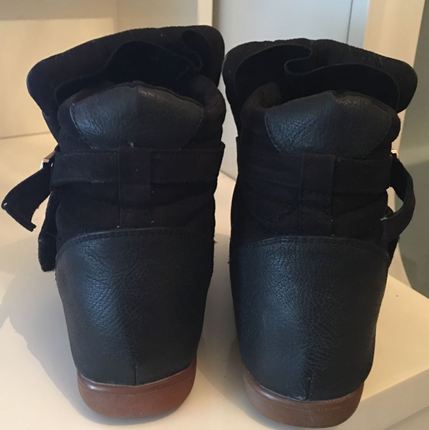 39 Beden siyah Renk Bershka dolgu topukk!!