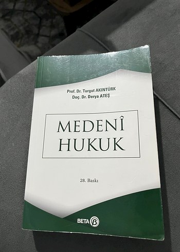 Medenî Hukuk - Prof. Dr. Turgut Akıntürk
