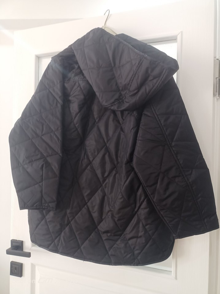 Düğmeli Siyah Midi Kadın Ceket - Görsel 4